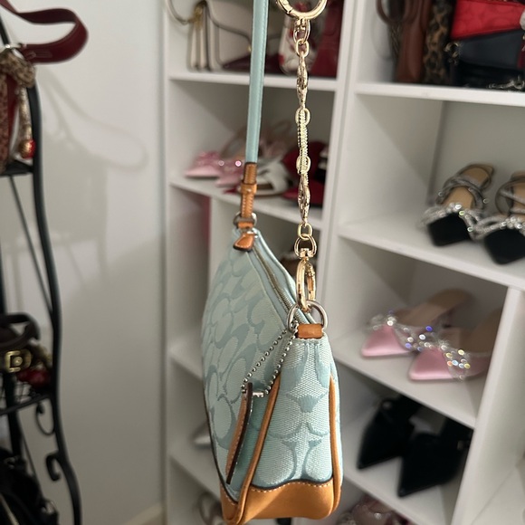 SOLD - Picture 4 of 9